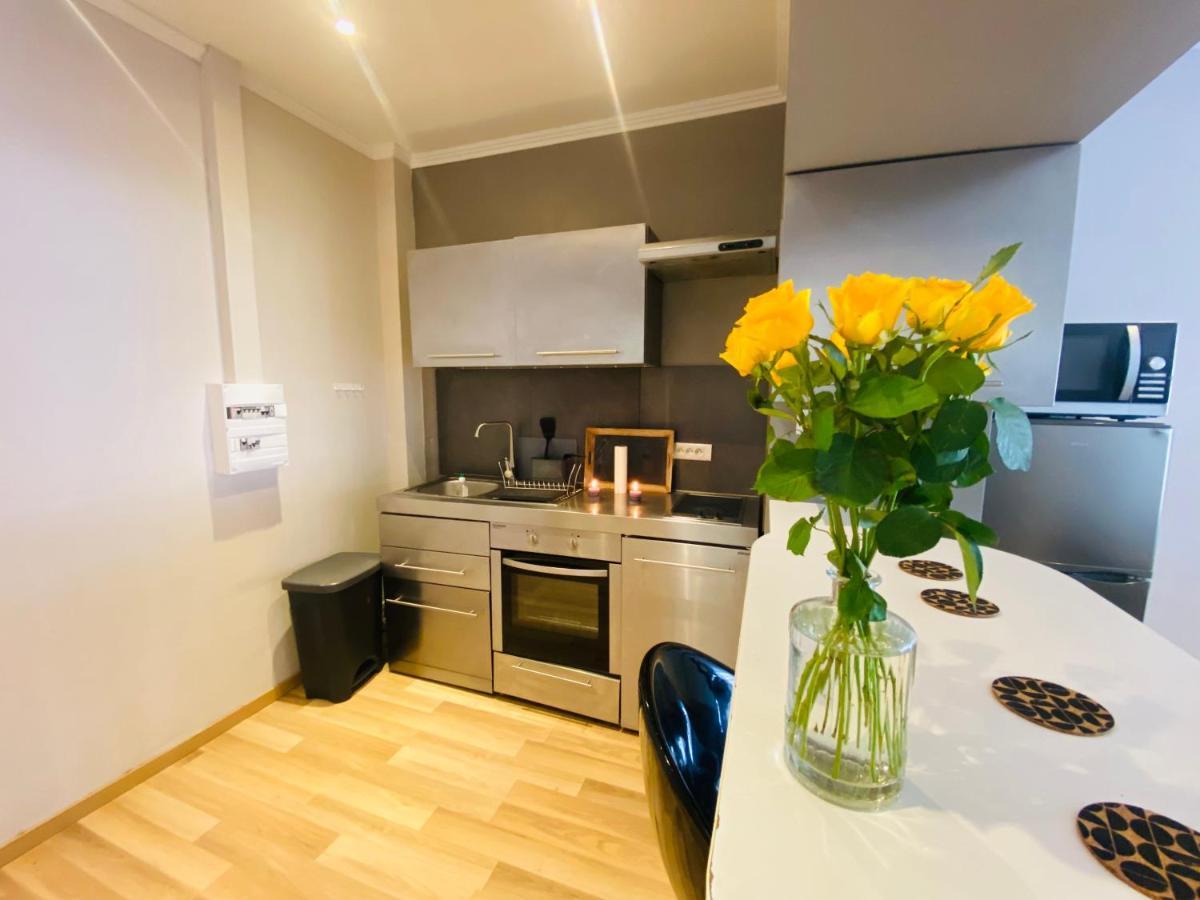 Magnifique Appartement 60M2 ,3 Pieces , Equipee,Tres Lumineux, 2 Minutes A Pied De La Plage Nice Exterior foto
